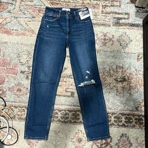 NWT Abercrombie mom jeans